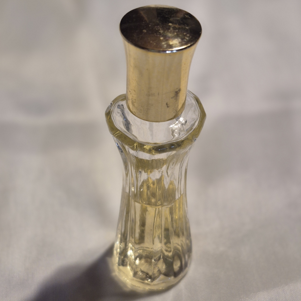 Avon Vintage Country Breeze Cologne Bottle Half Full.